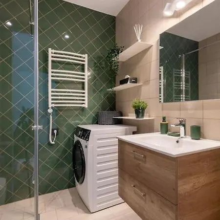 Luxurious Penthouse With Parking Riga